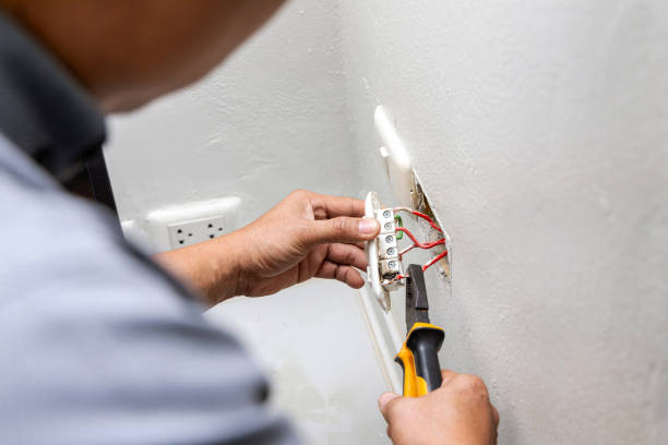 Best Electrical Outlet Repair  in Wilmington Manor, DE